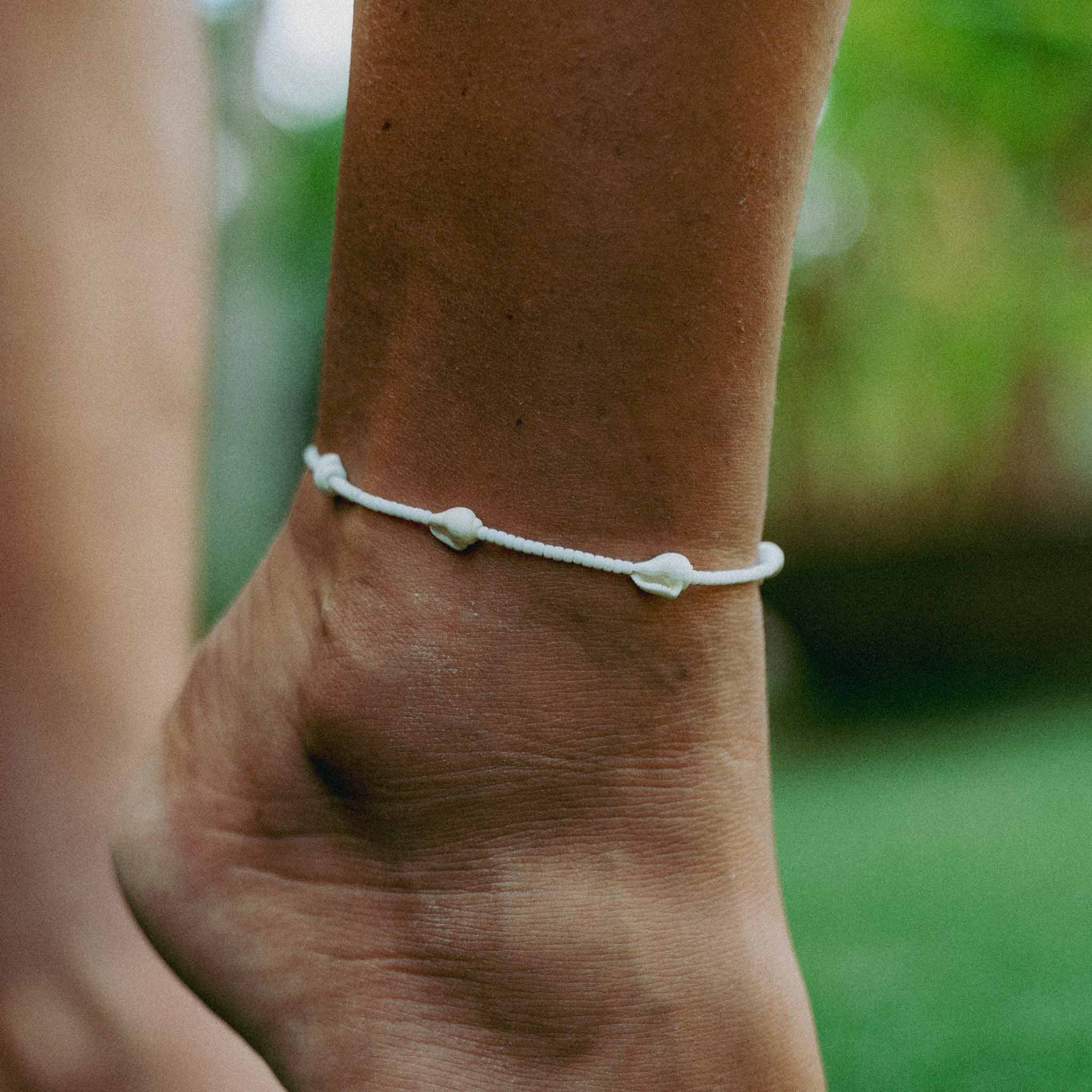 Giada Rahayu Shell Beaded Surf Anklet