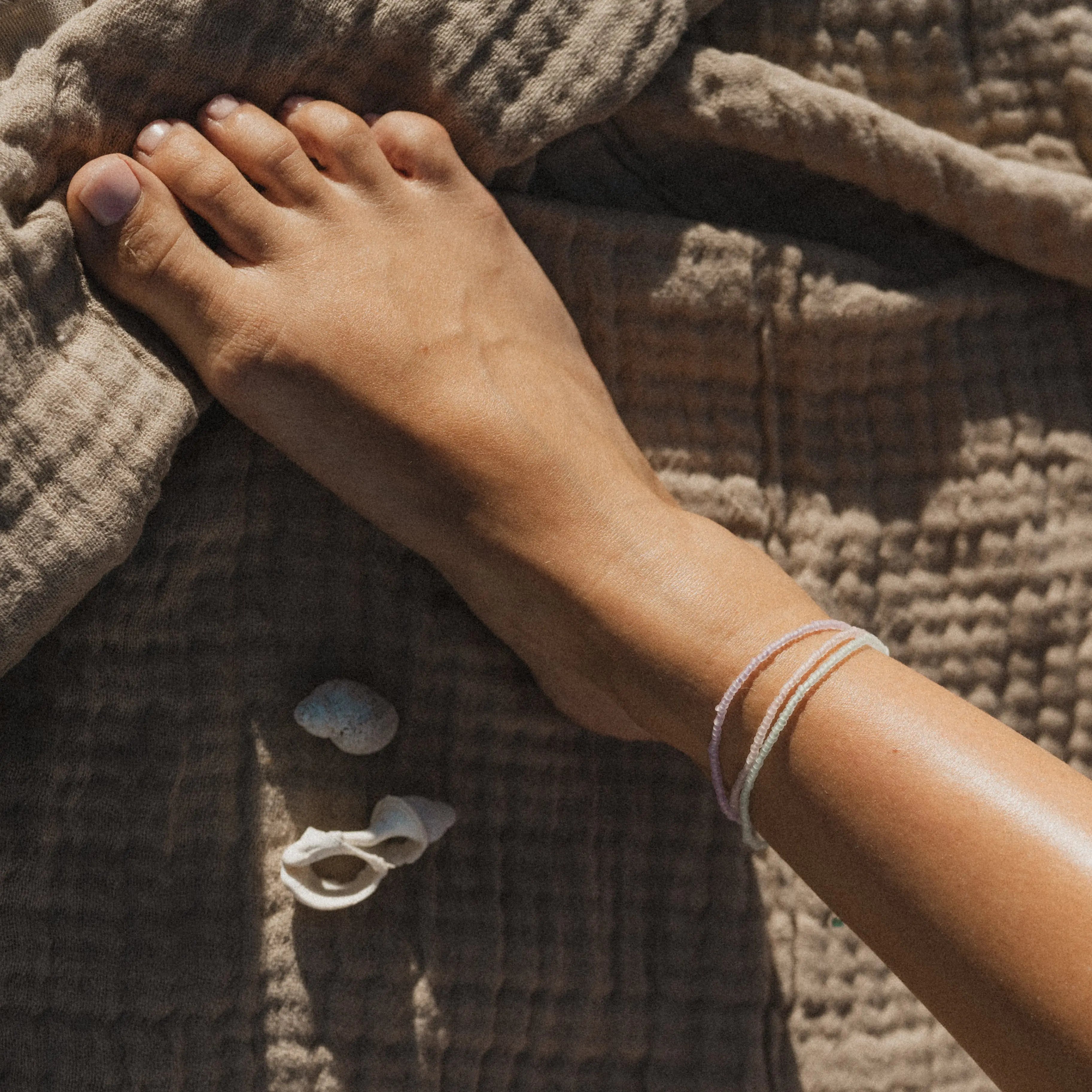 Ka'anapali Frosted Glass Beaded Anklet Set