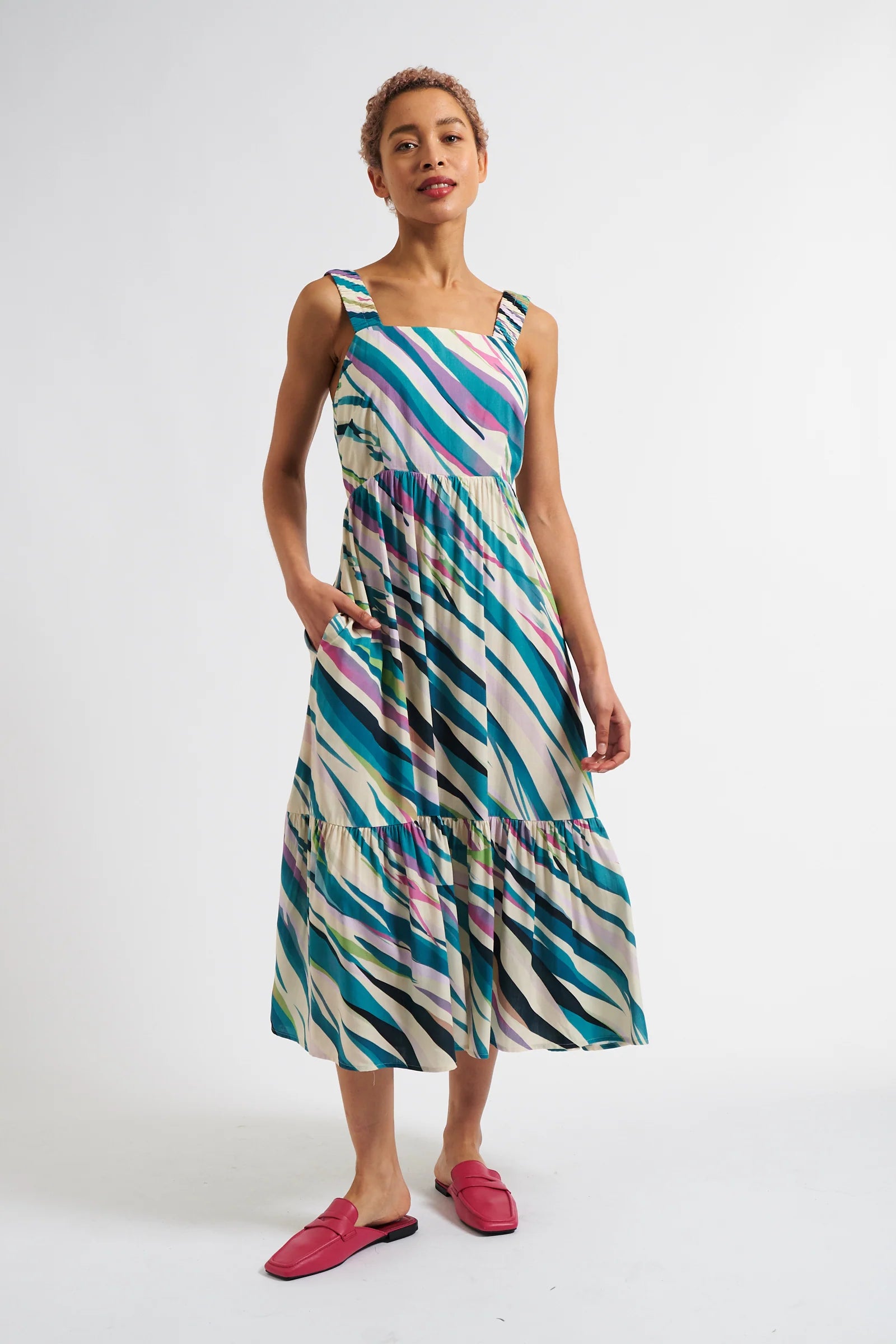 Jema Diagonal Wave Print Midi Sundress