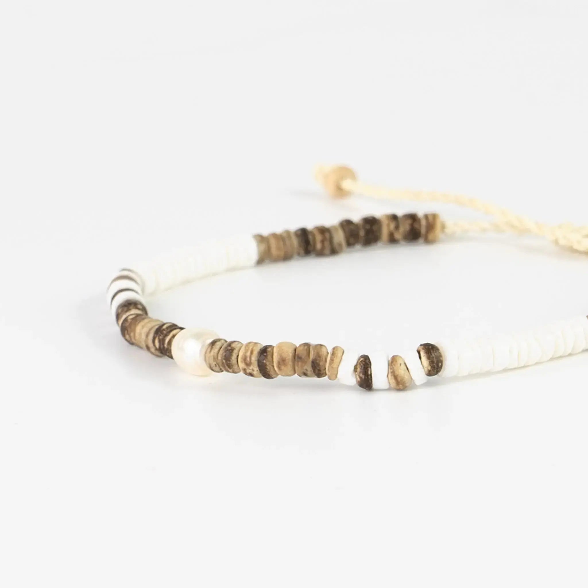 Kauai Puka Shell, Wood & Pearl Anklet