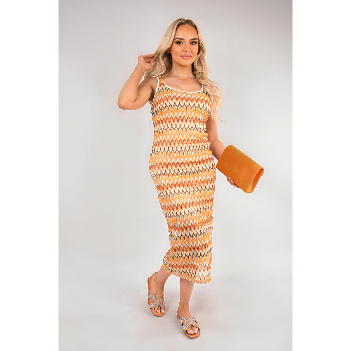 Sleeveless Scoop Neck Bodycon Midi Dress with Zig-Zag Knit Detail