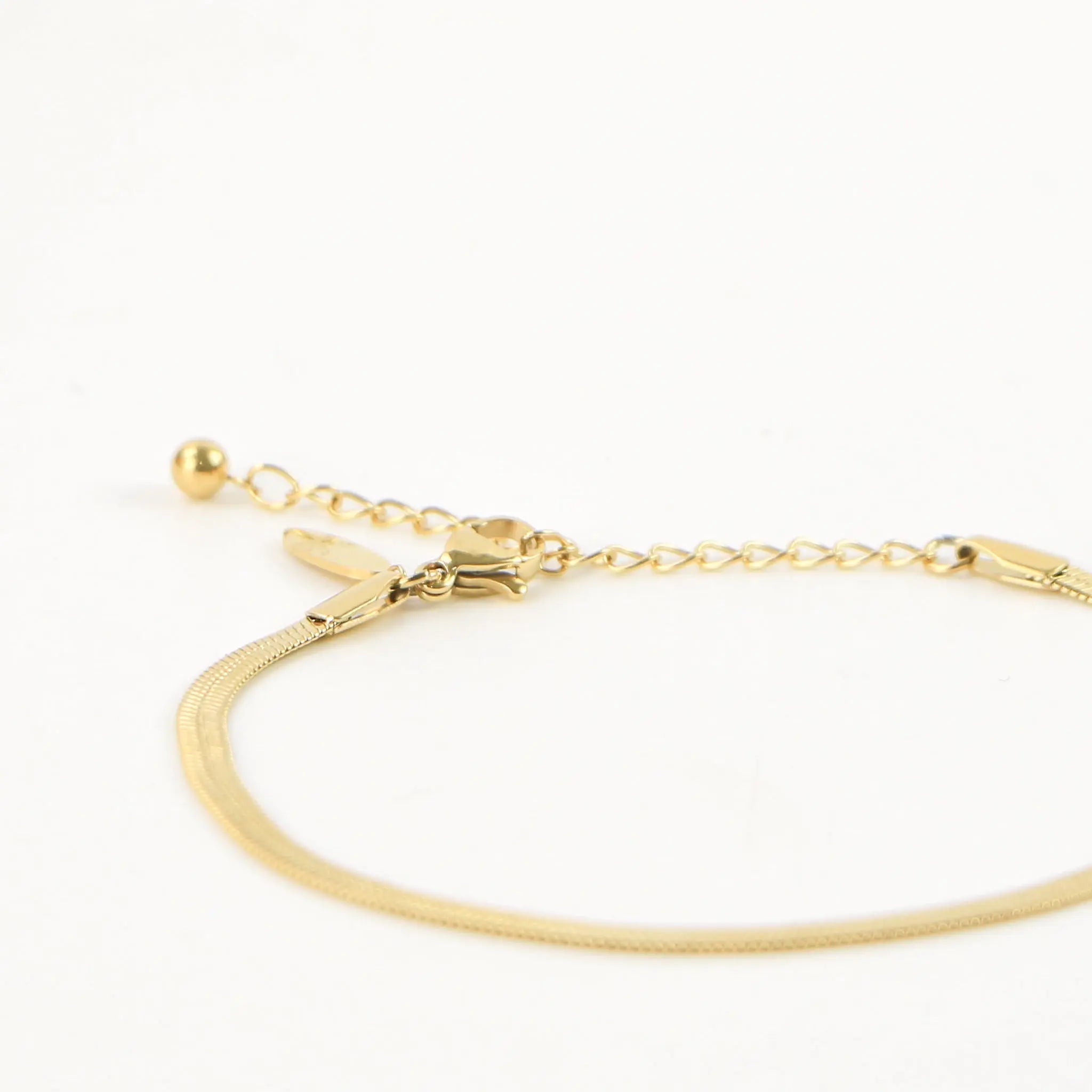 Pearl and Gold Bracelet Set