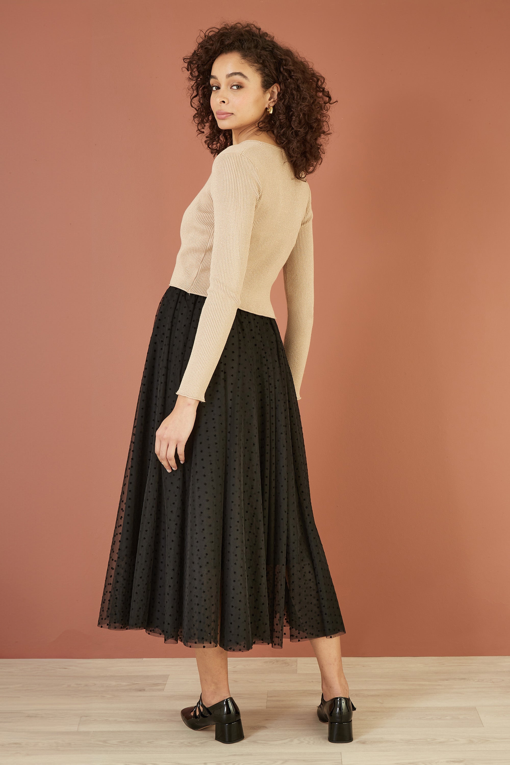 Yumi Gold Metallic Knitted Ribbed Tie Front Bolero