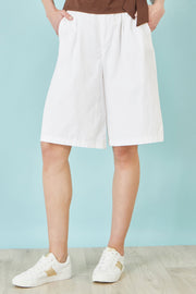Yumi White Cotton Bermuda Shorts