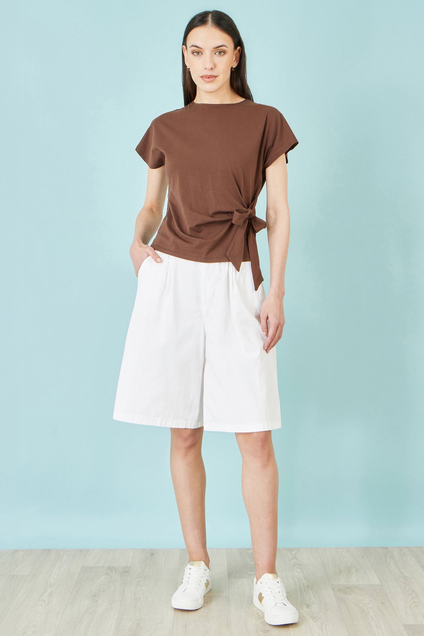 Yumi White Cotton Bermuda Shorts