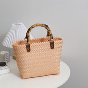 Women's Fashionable Retro Portable Large Capacity Handbag